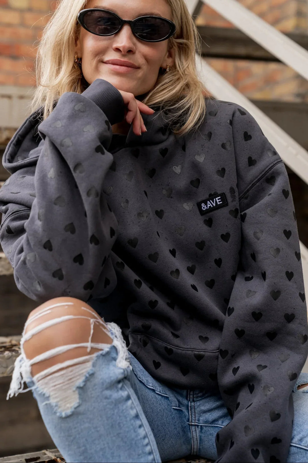 Sweatshirts & Hoodies