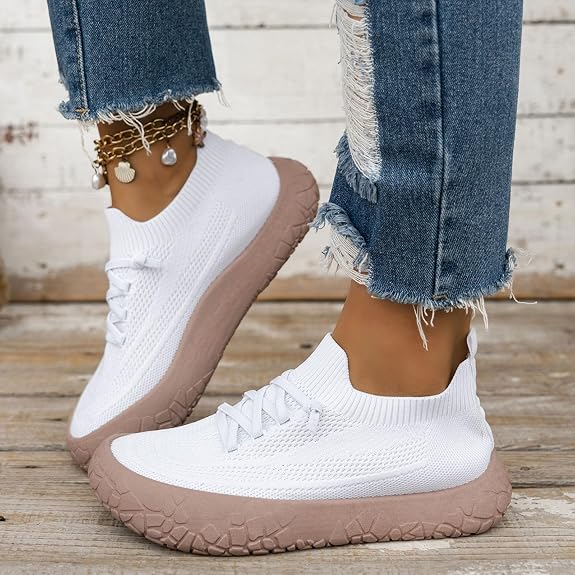 Women’s Lightweight Mesh Walking Shoes