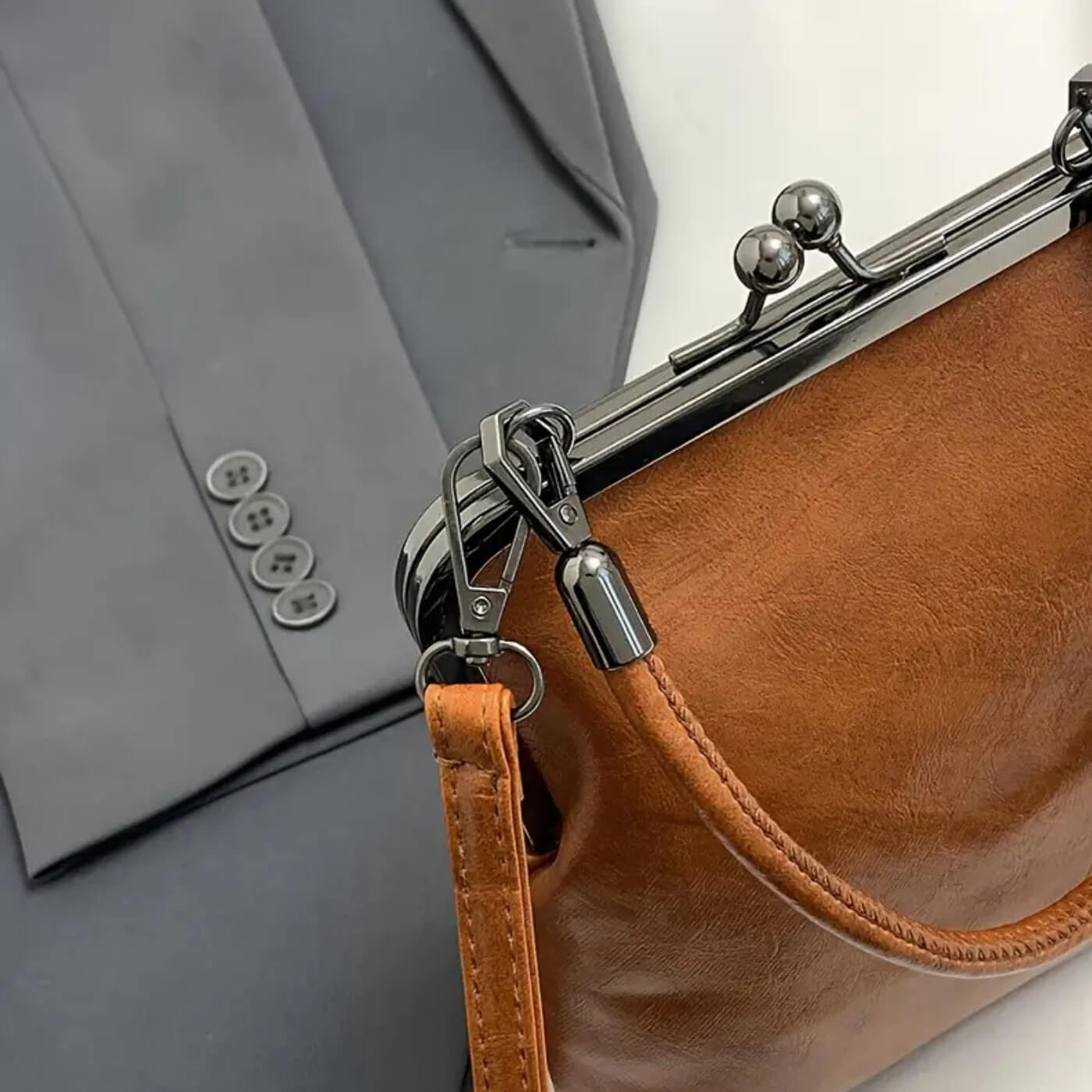 Vintage Frame | Handbag