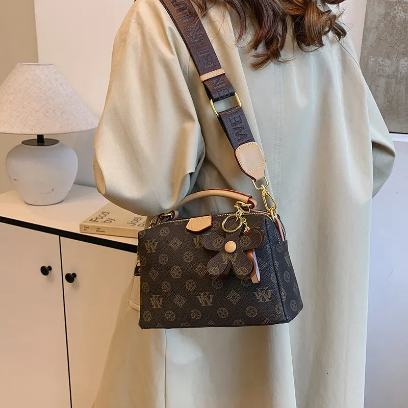 Women's Vintage Monogram Boston Shoulder Bag