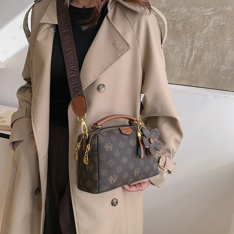 Women's Vintage Monogram Boston Shoulder Bag