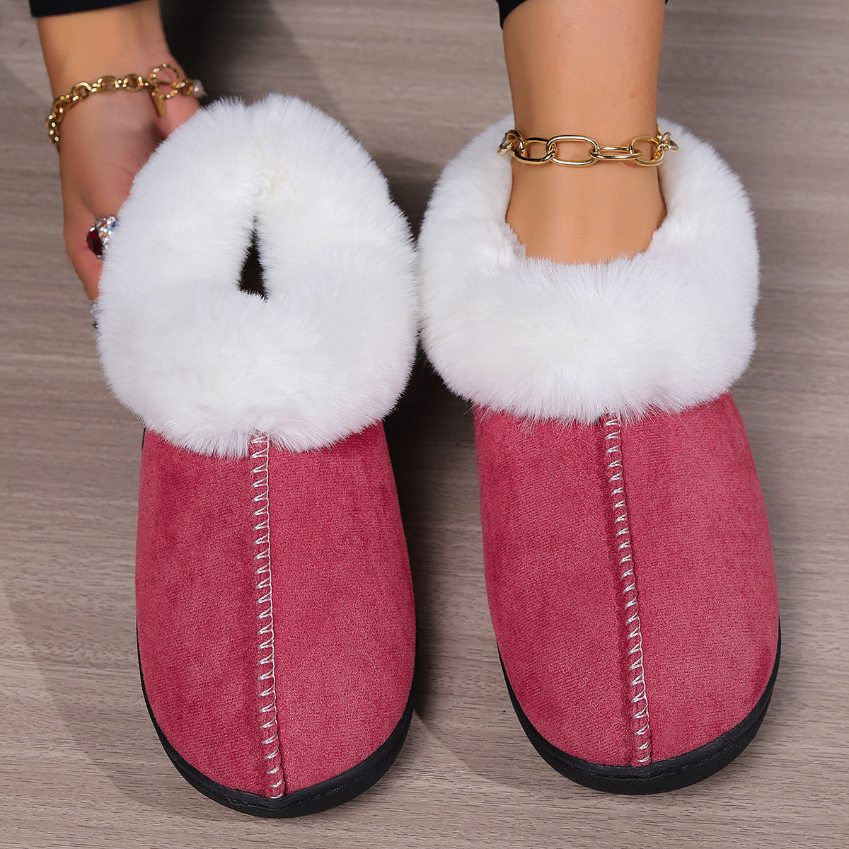 Faux-Fur-Lined Slippers for Cozy Indoor Wear