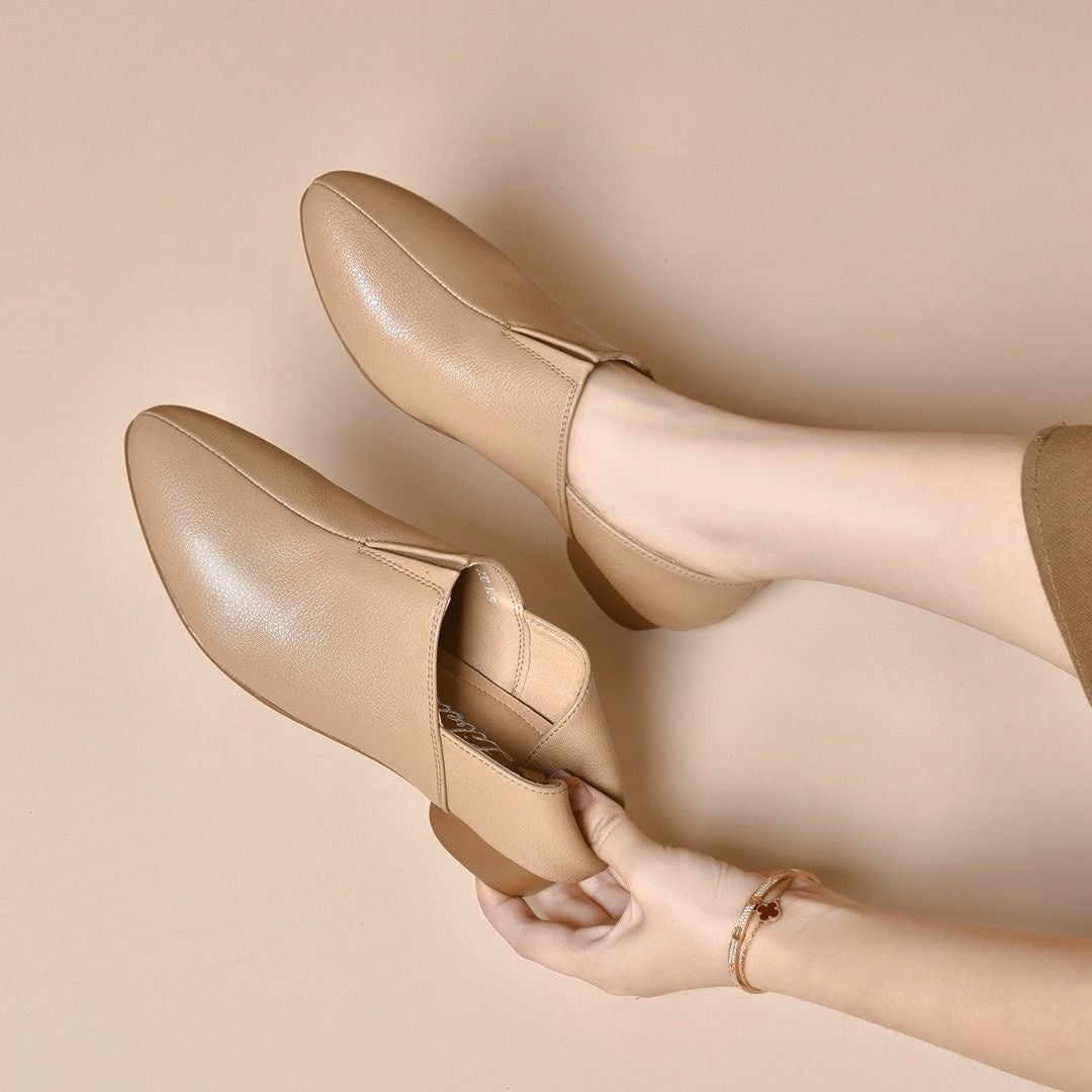 Women’s Soft Leather Pointed-Toe Loafers