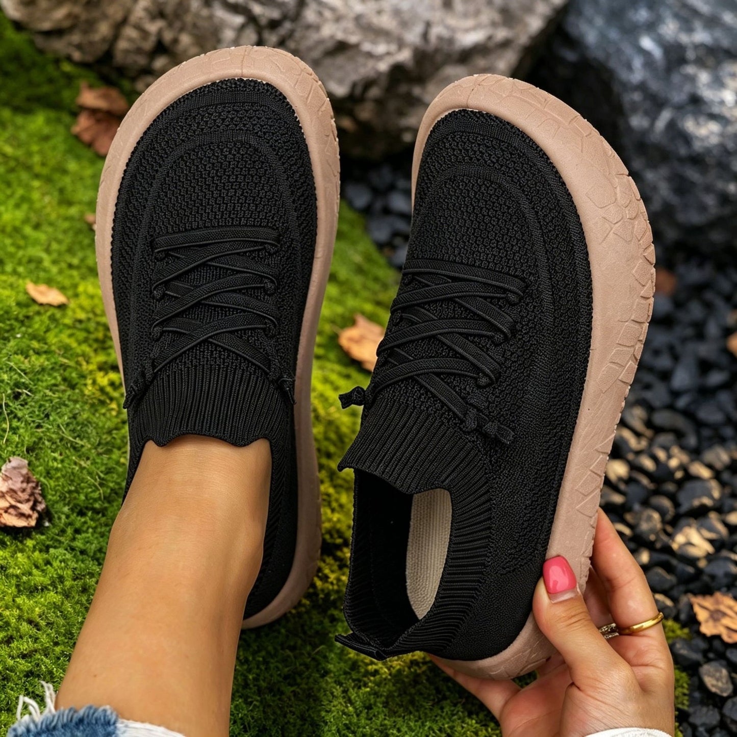 Women’s Lightweight Mesh Walking Shoes