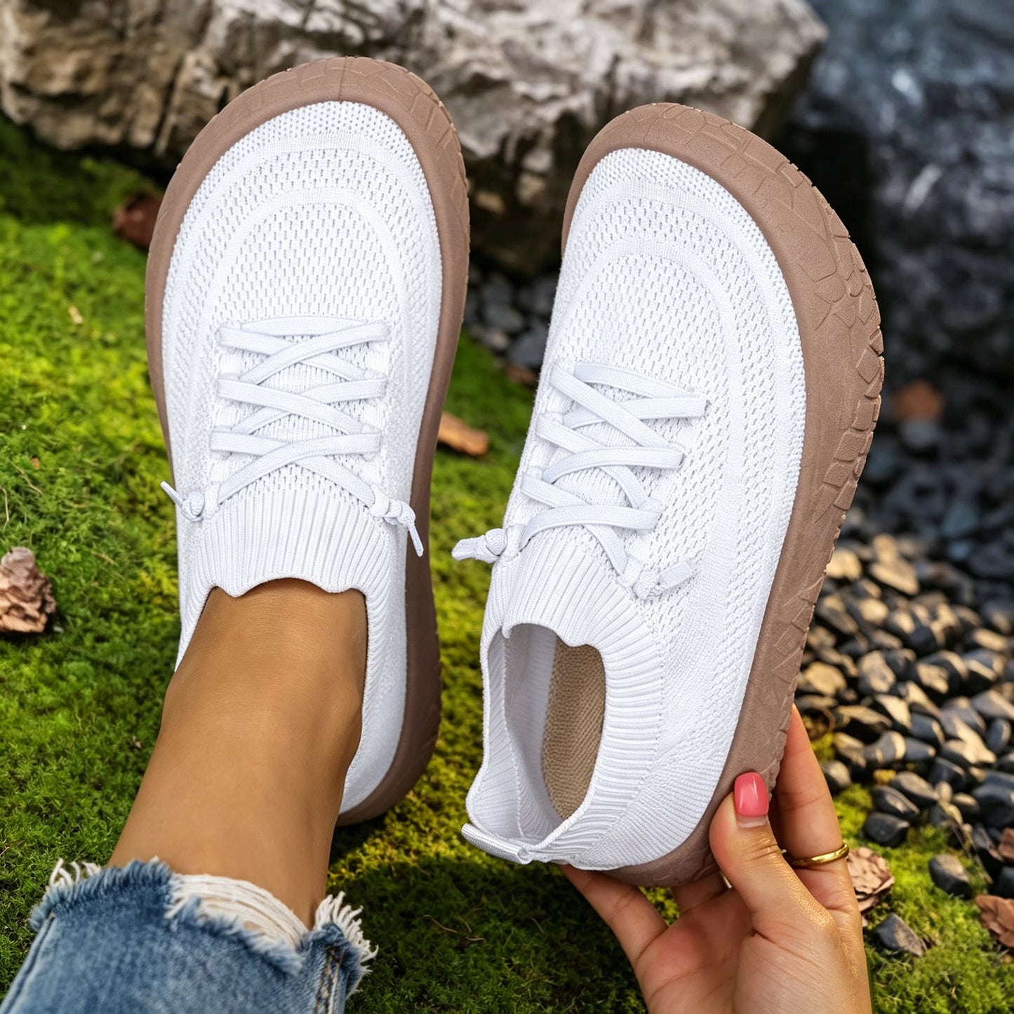 Women’s Lightweight Mesh Walking Shoes