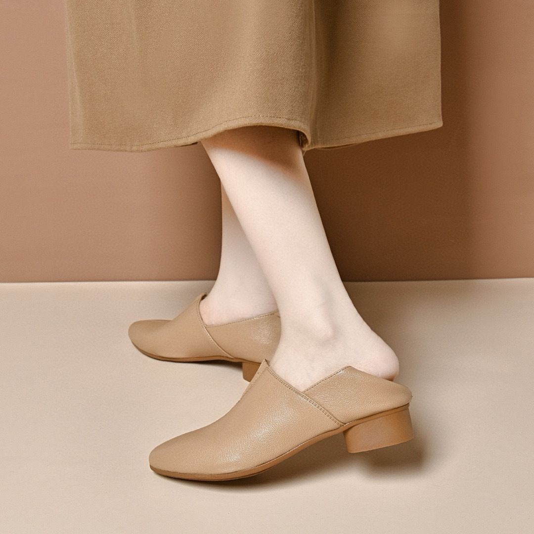 Women’s Soft Leather Pointed-Toe Loafers
