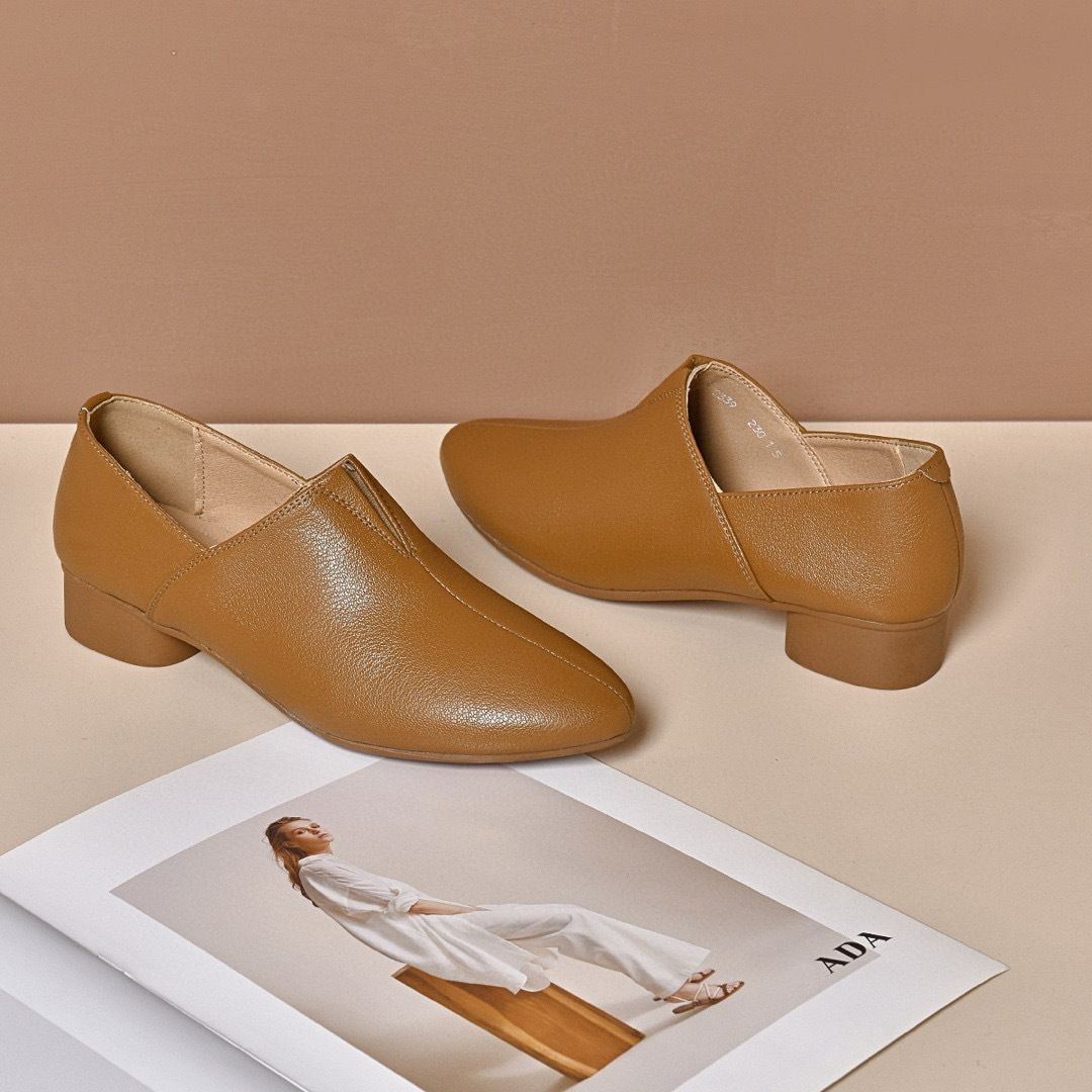 Women’s Soft Leather Pointed-Toe Loafers