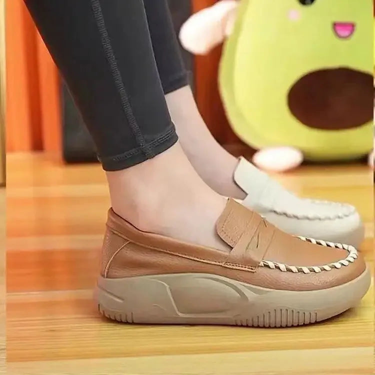 Women's Platform Leather Loafers with Cushioned Sole – product image 3